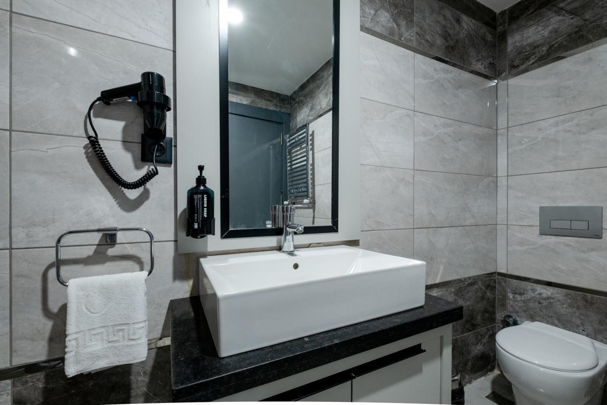 Frt Airlines Hotel - Istanbul Airport Arnavutkoy Luaran gambar